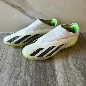 ADIDAS KIDS X CRAZYFAST.1 LACELESS FG