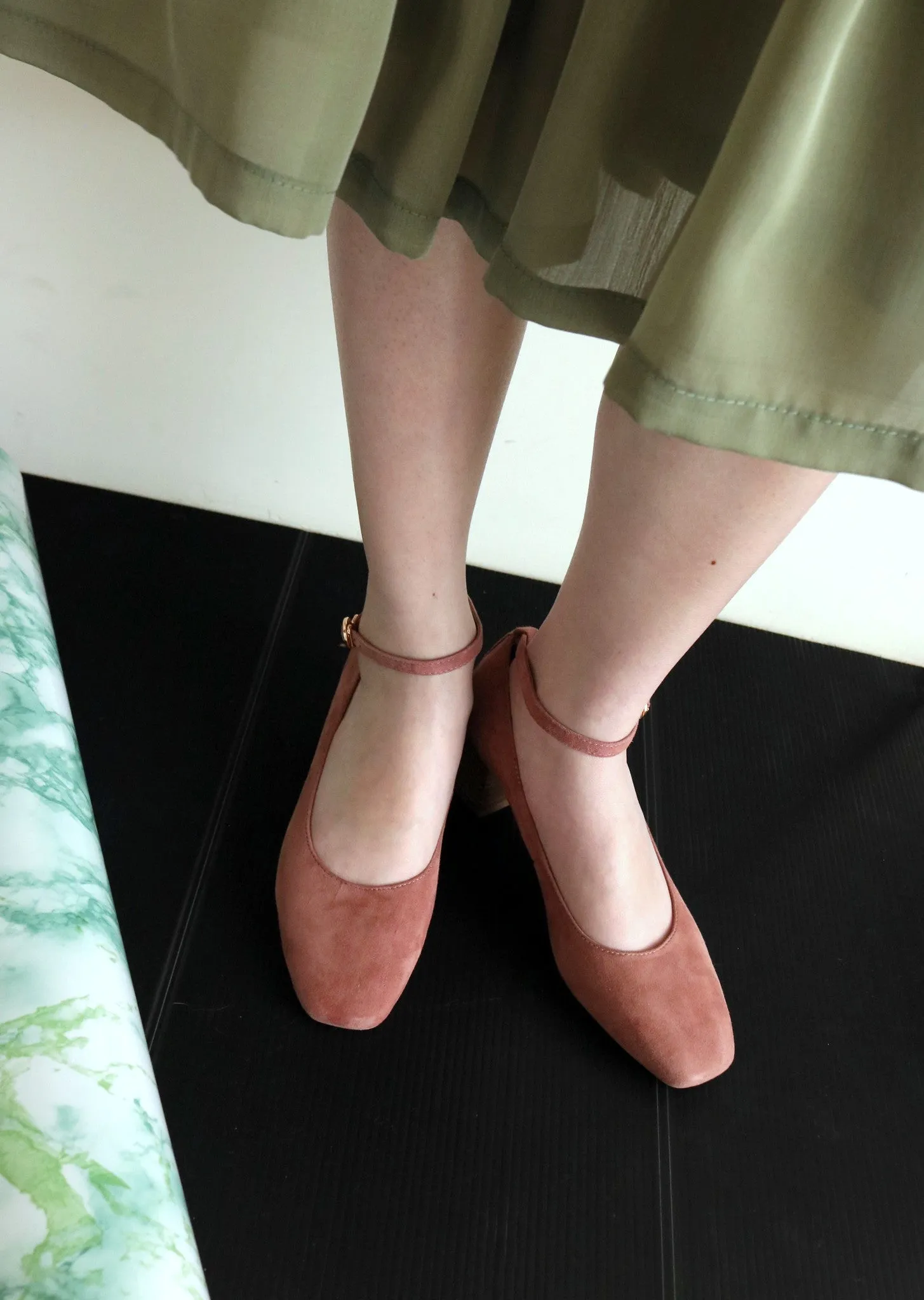Arissa ankle-strap midheel pumps-sold out
