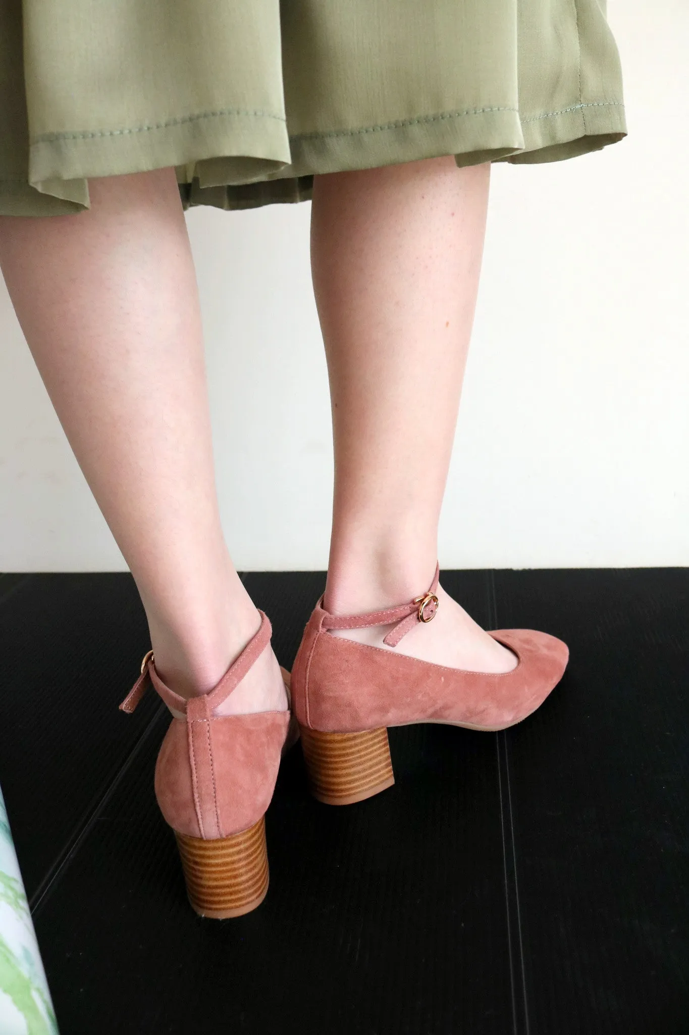 Arissa ankle-strap midheel pumps-sold out