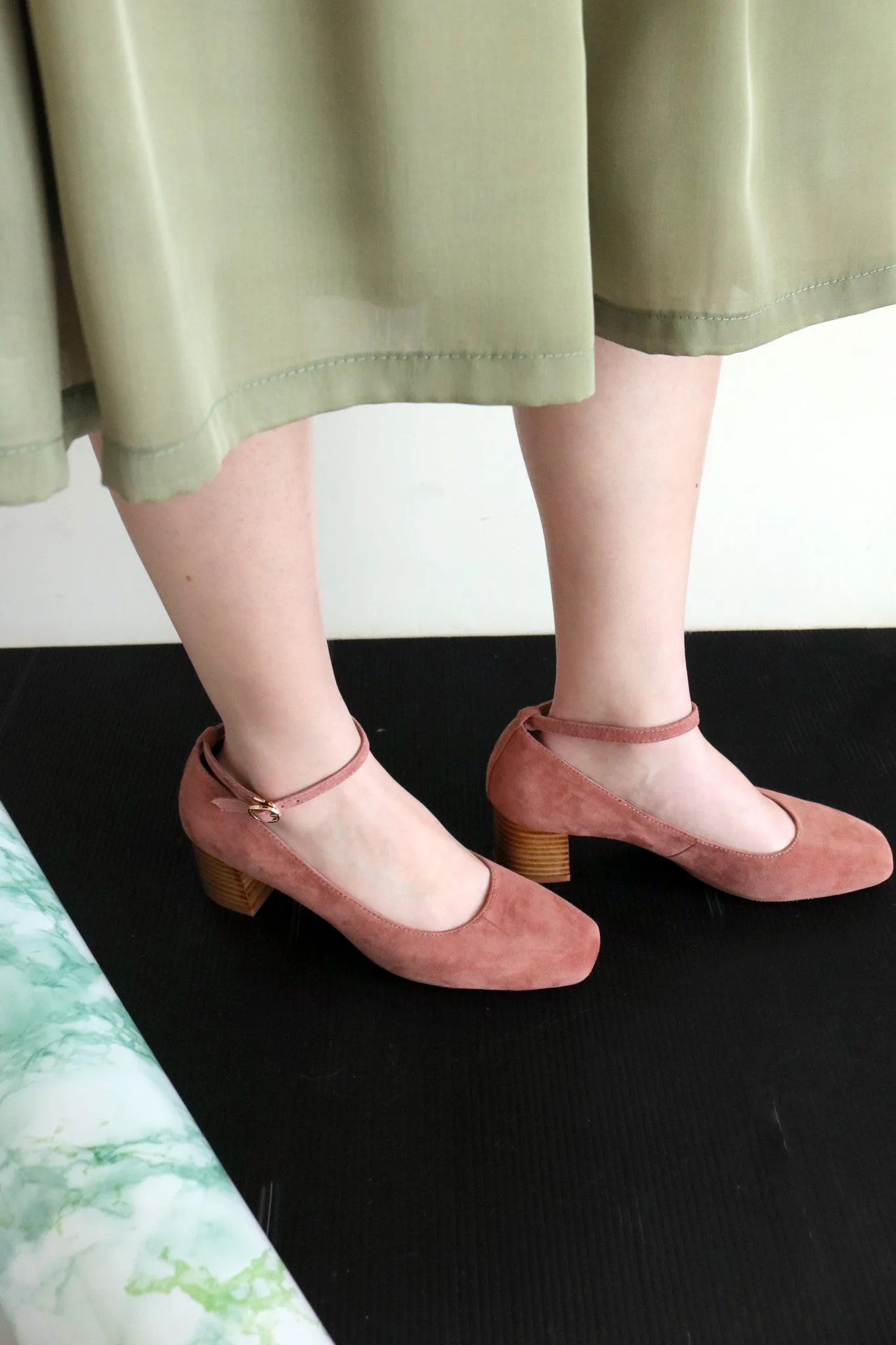 Arissa ankle-strap midheel pumps-sold out