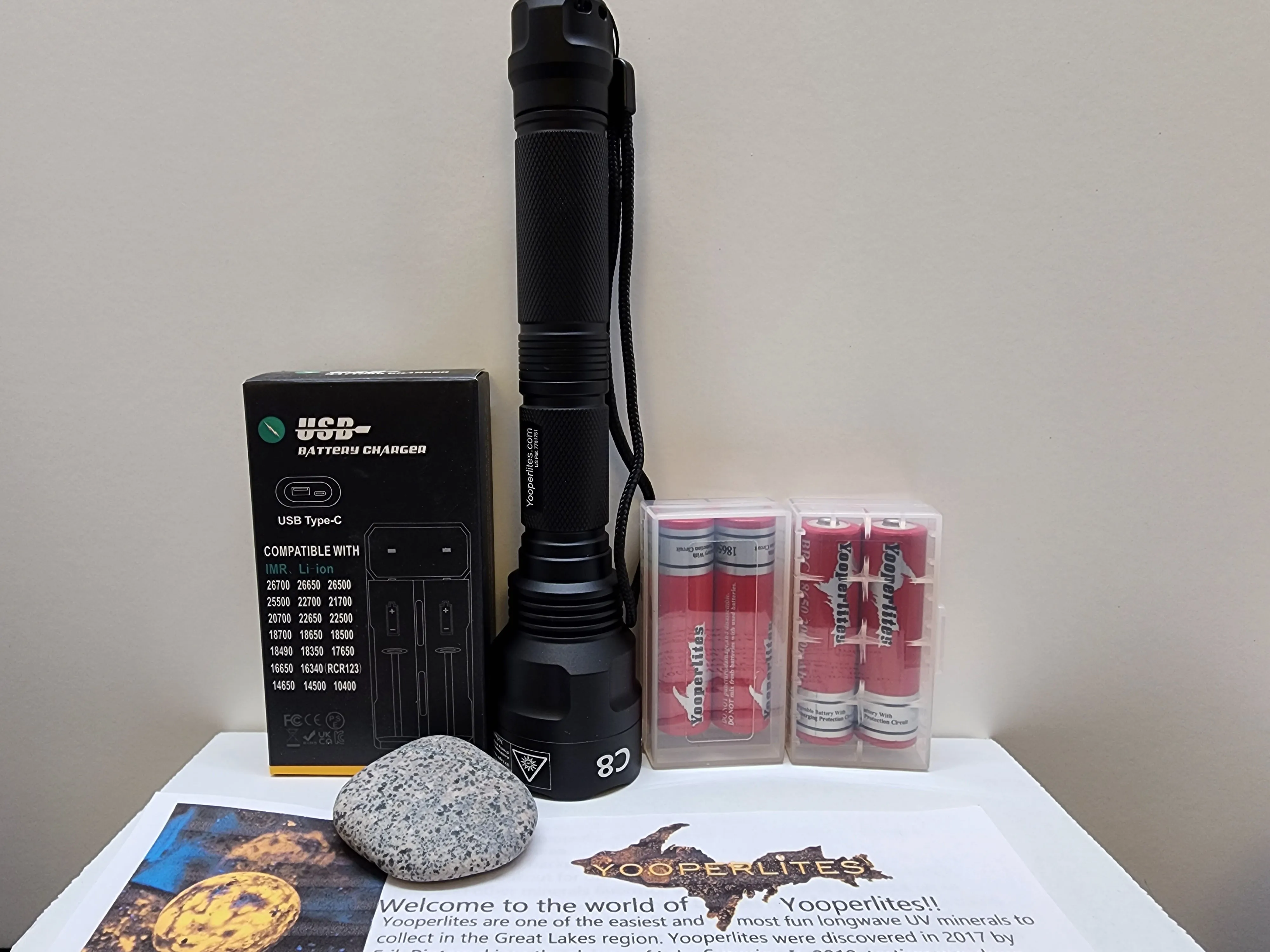 C8 Convoy Longwave 365nm Filtered UV Flashlight - Yooperlite Hunter Package w/ 2 slot usb charger