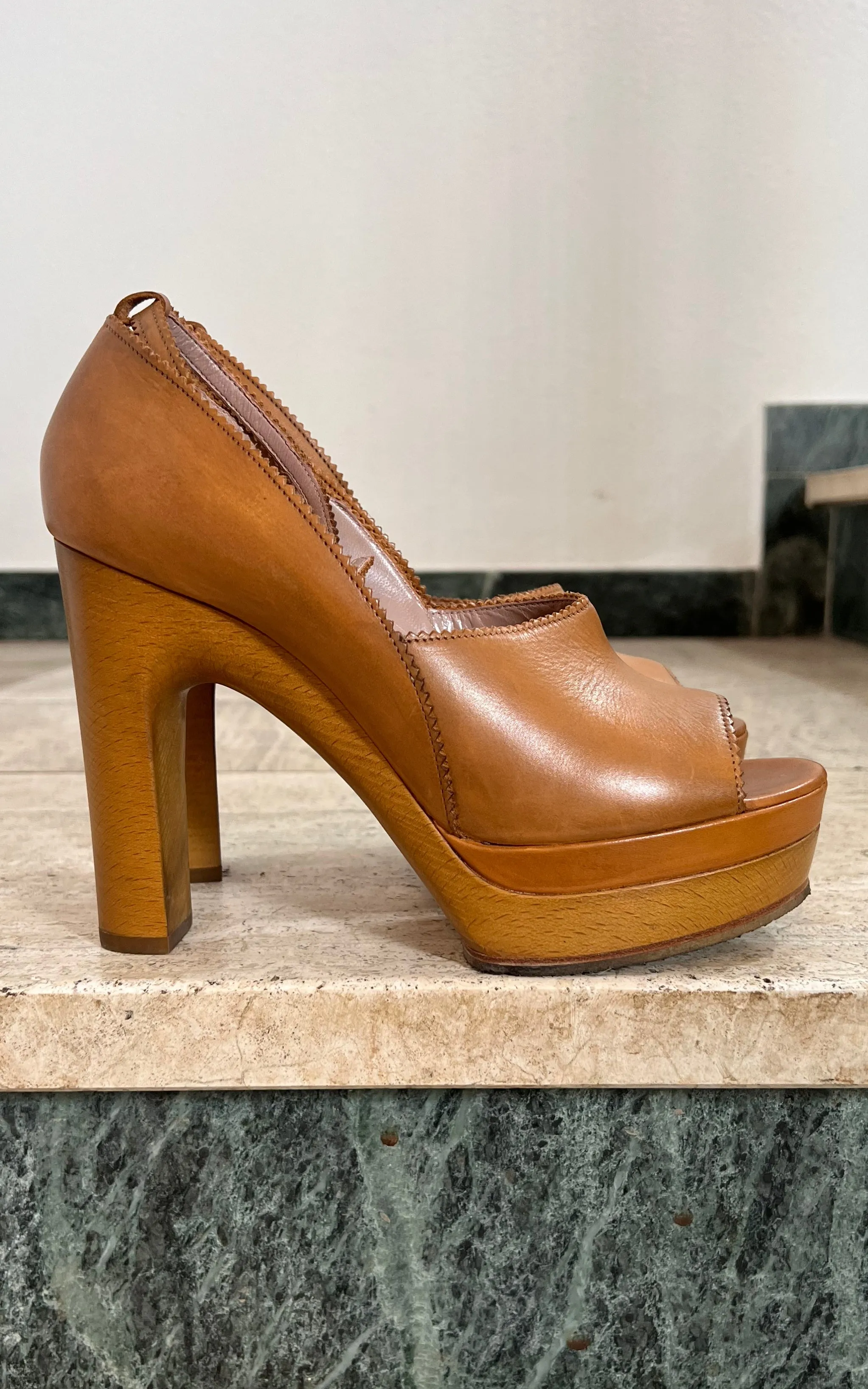 Chloe 2000 Wooden Heel Clogs 39
