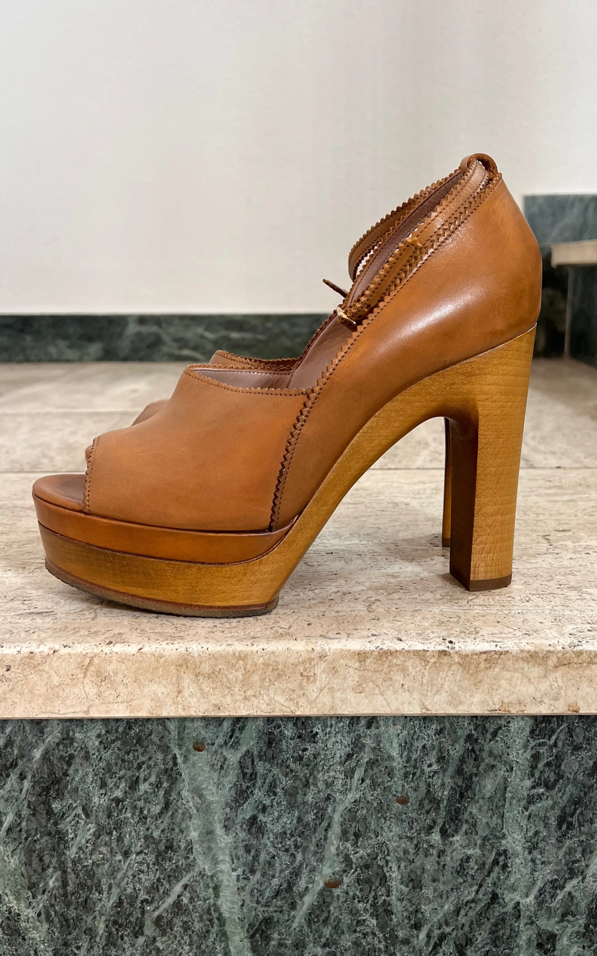 Chloe 2000 Wooden Heel Clogs 39