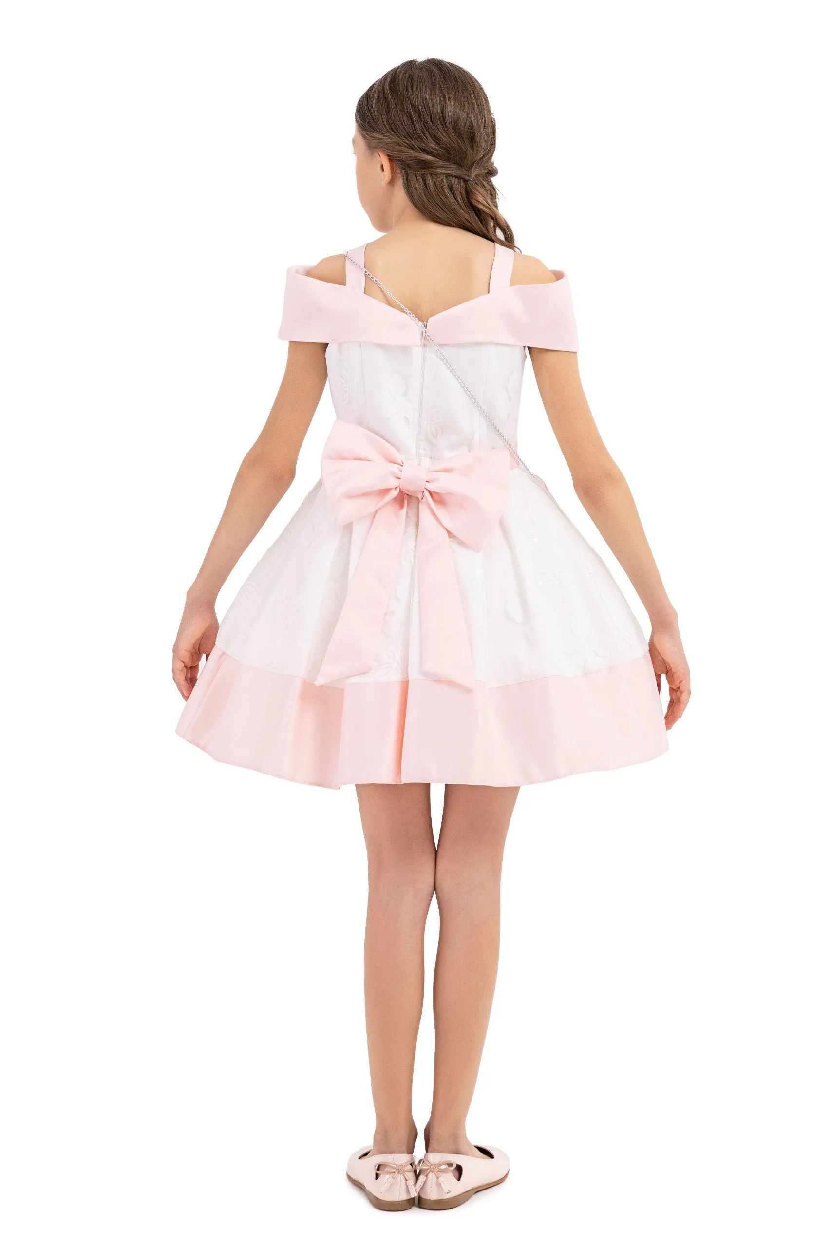 Classic Above-the-Knee Girl Dress with a Baguette