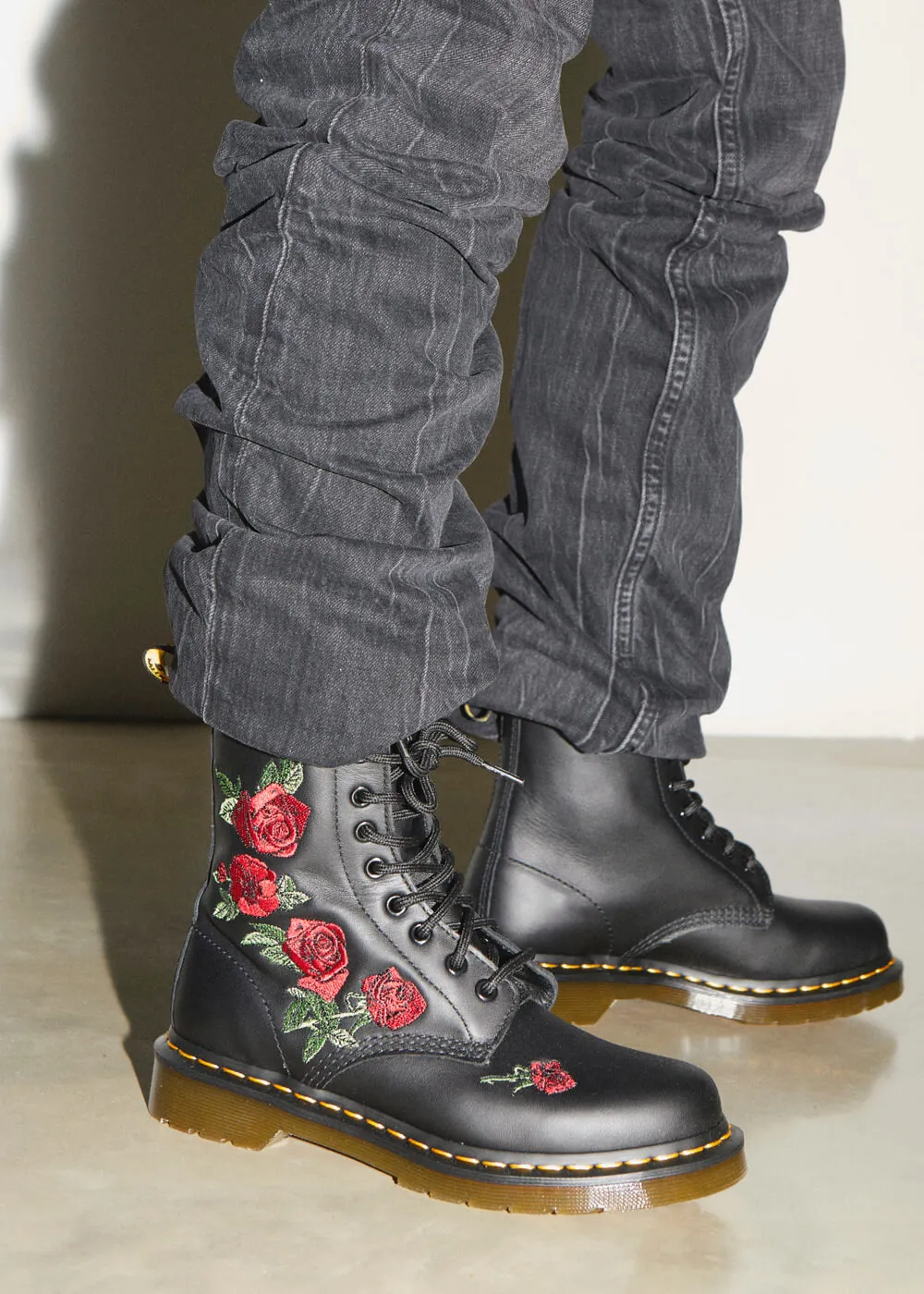 Dr. Martens 1460 Vonda Softy Boots Black