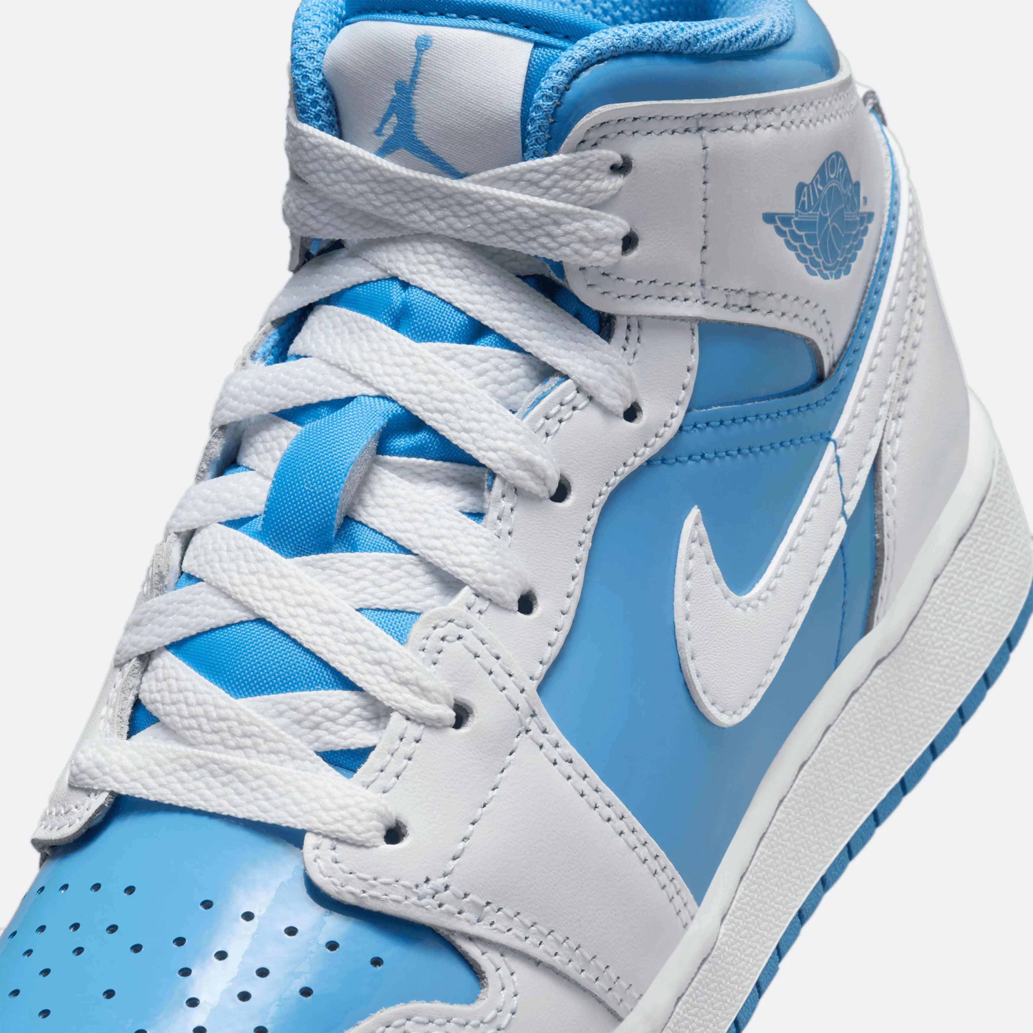 GS Jordan 1 Mid 'Legend Blue'