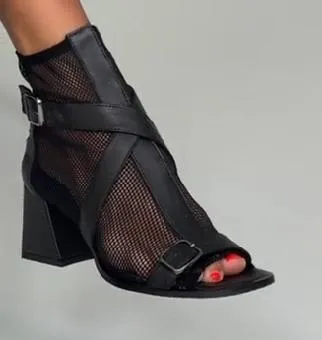 Hollow thick heel mesh boots