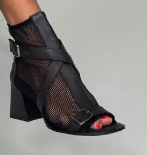 Hollow thick heel mesh boots