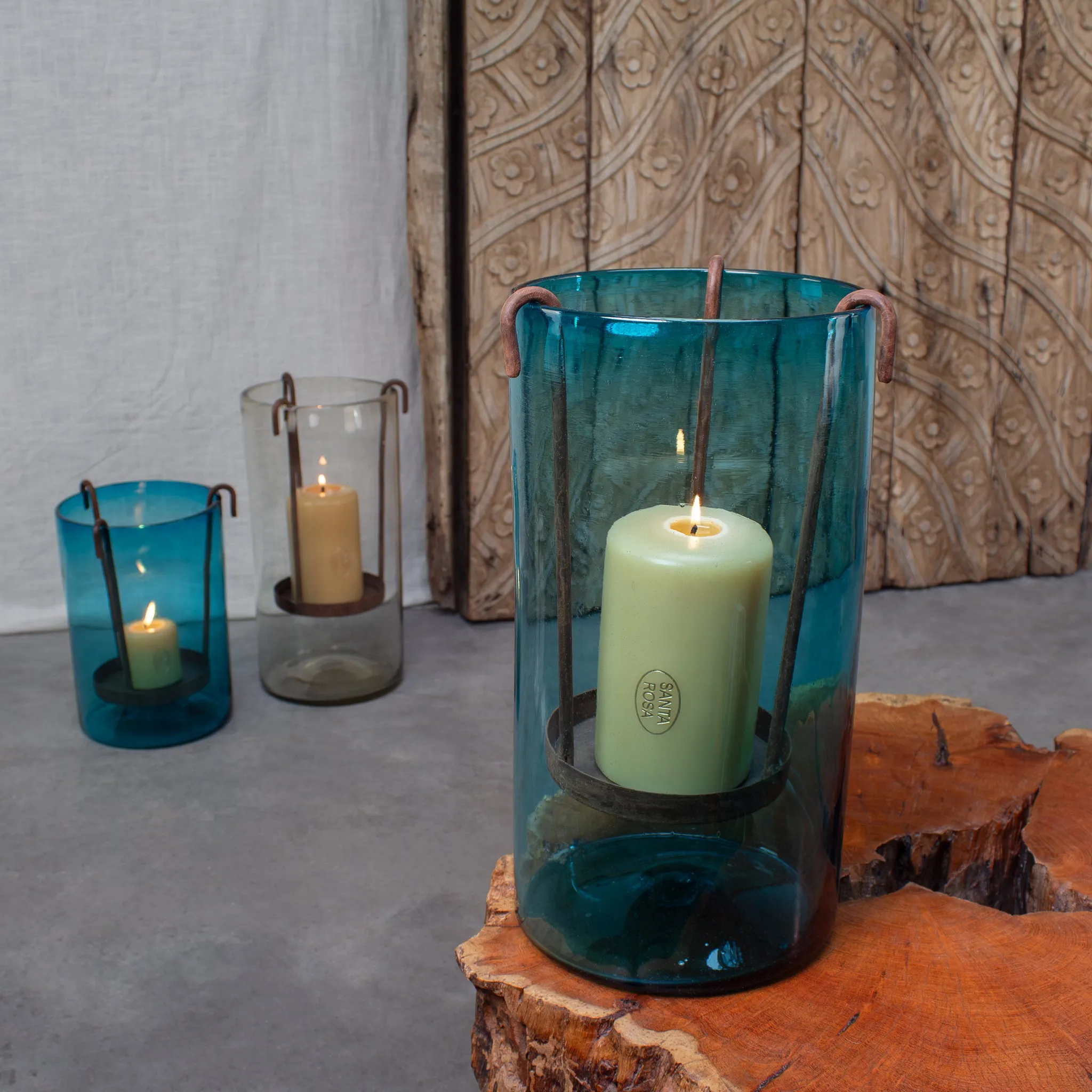 Hurricane Candlero. Aqua Glass Hurricane with Removable Candle Stand