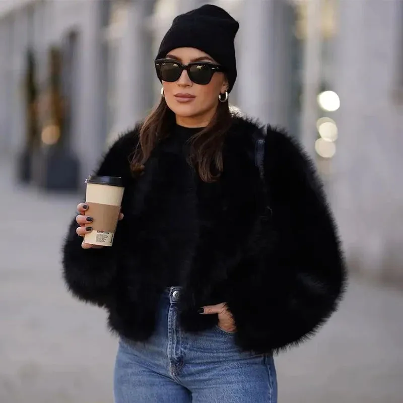 Iconic Fashion Luxury Gradient Cropped Faux Fur Coat for Women Winter Fluffy Short Fur Jacket