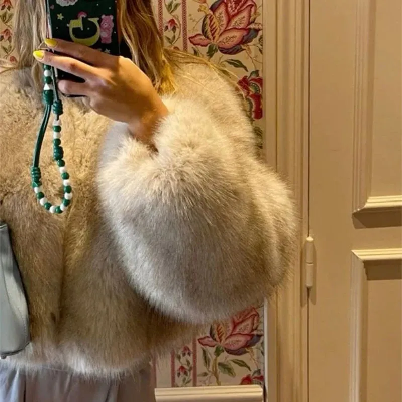 Iconic Fashion Luxury Gradient Cropped Faux Fur Coat for Women Winter Fluffy Short Fur Jacket