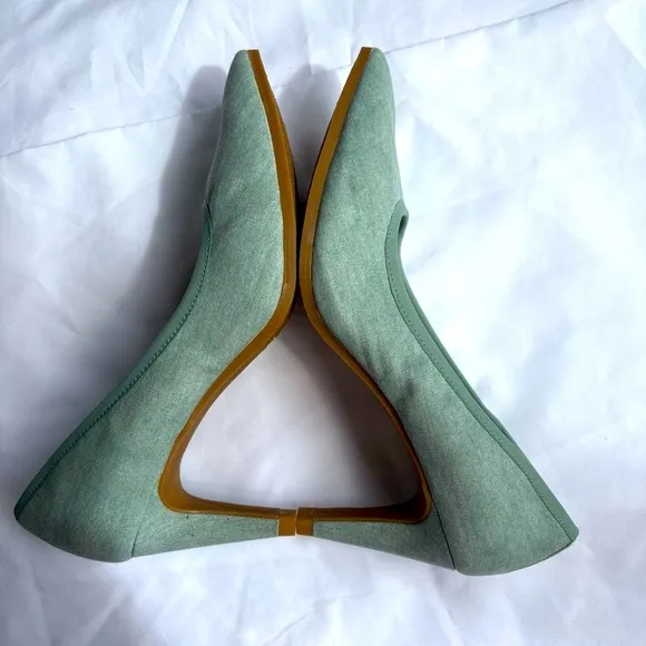 Lori Goldstein Collection Women's Washed Linen Pumps Frosted Mint Size 8.5M