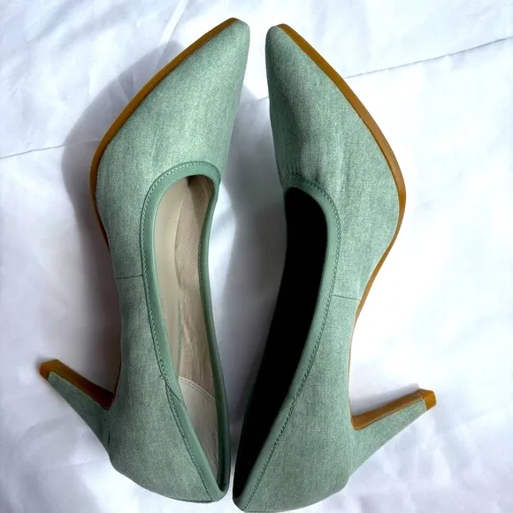 Lori Goldstein Collection Women's Washed Linen Pumps Frosted Mint Size 8.5M