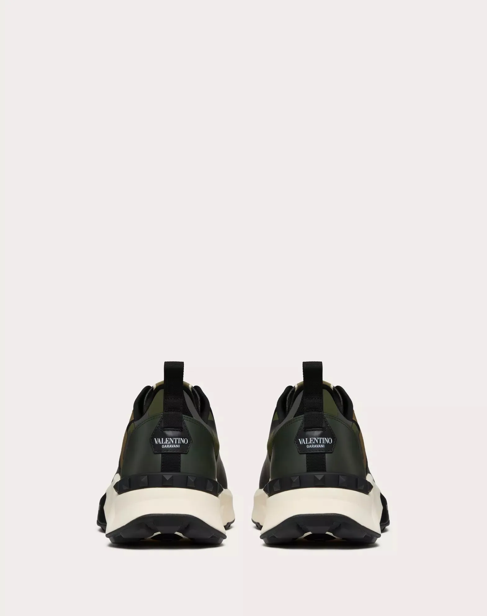 Low Top True Act Camouflage Trainer In Rubberised Fabric