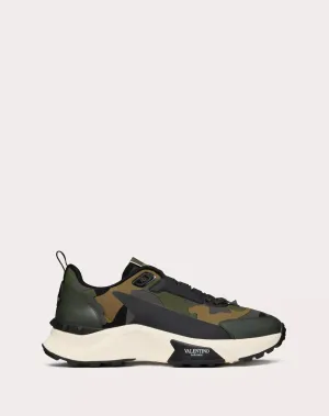 Low Top True Act Camouflage Trainer In Rubberised Fabric