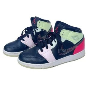 NIKE air Jordan  boys 6Y high top sneakers shoes GLOW in the dark