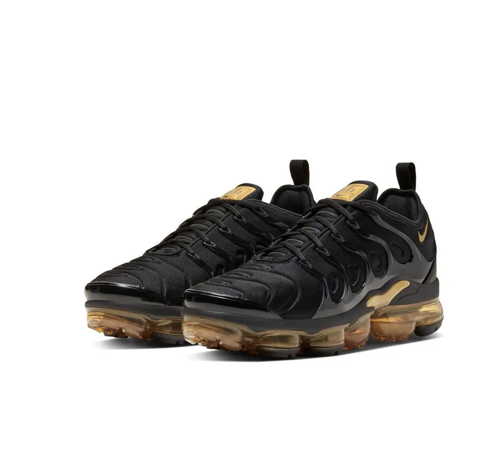 NIKE AIR VAPORMAX PLUS