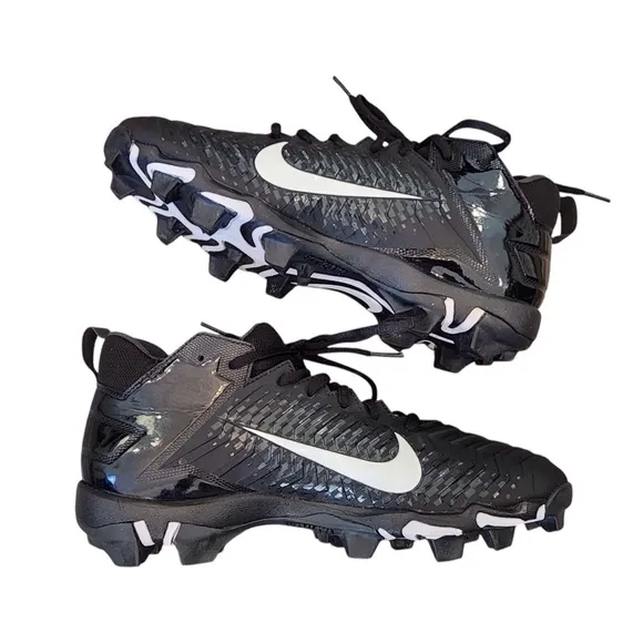 NIKE Alpha Fastflex Cleats Black and White Mens 9.5 Sports Athletic Football