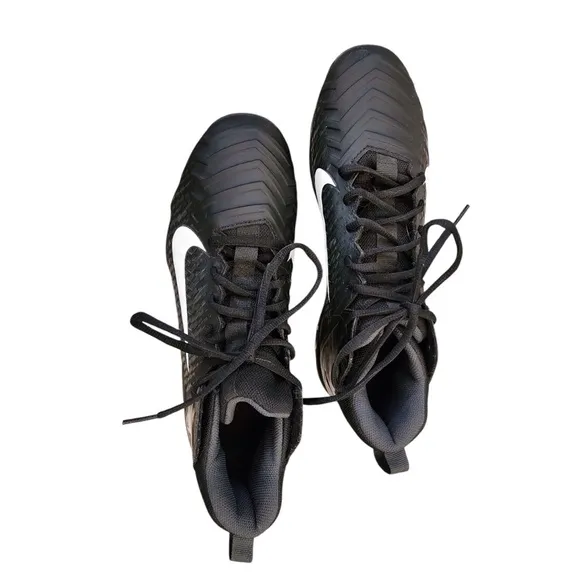 NIKE Alpha Fastflex Cleats Black and White Mens 9.5 Sports Athletic Football