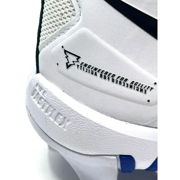 Nike Boys Alpha Menace 3 Shark Sneaker Athletic White Football Cleats 3.5 New