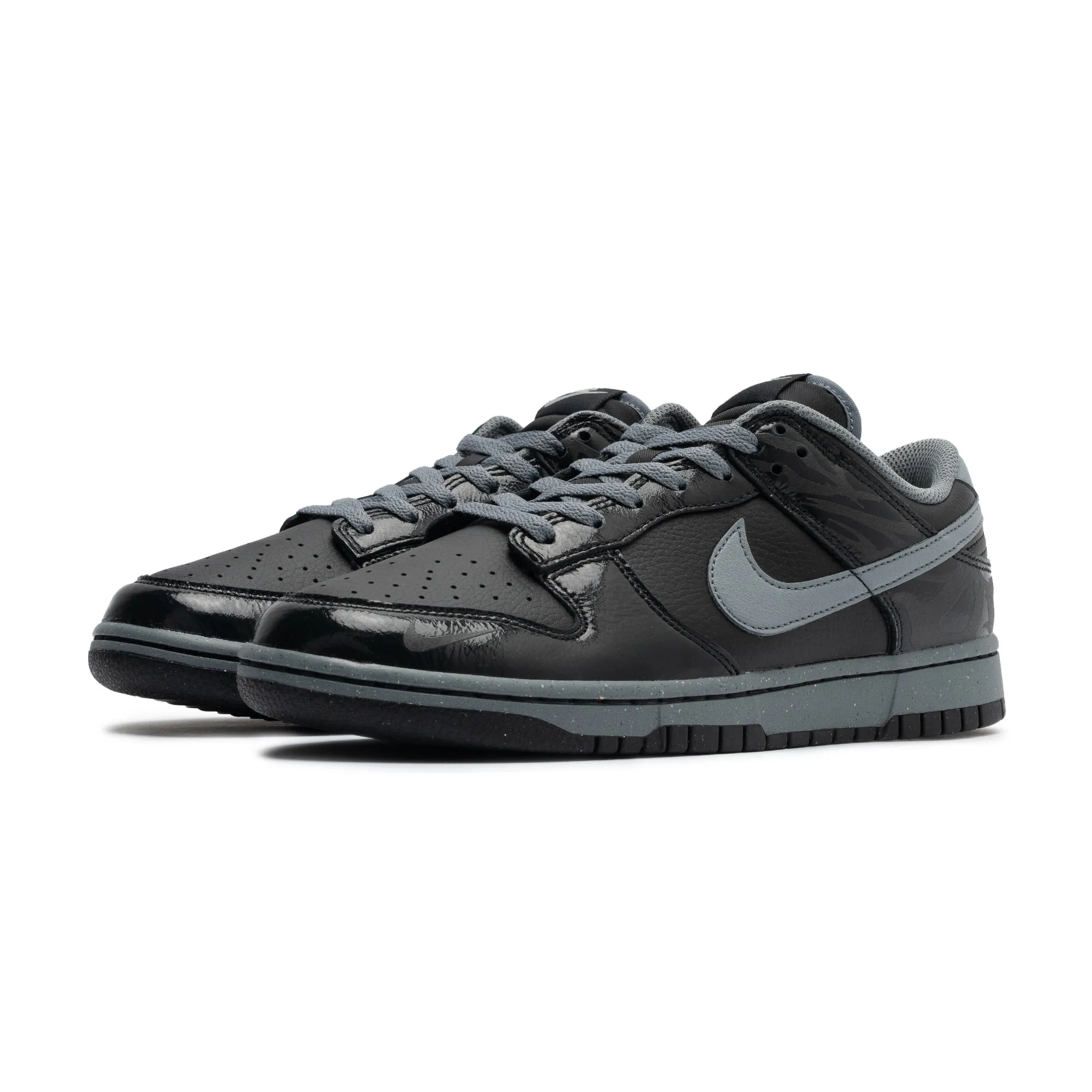 Nike Dunk Low Retro QS Off Noir / CL Grey-Black FZ3053-001