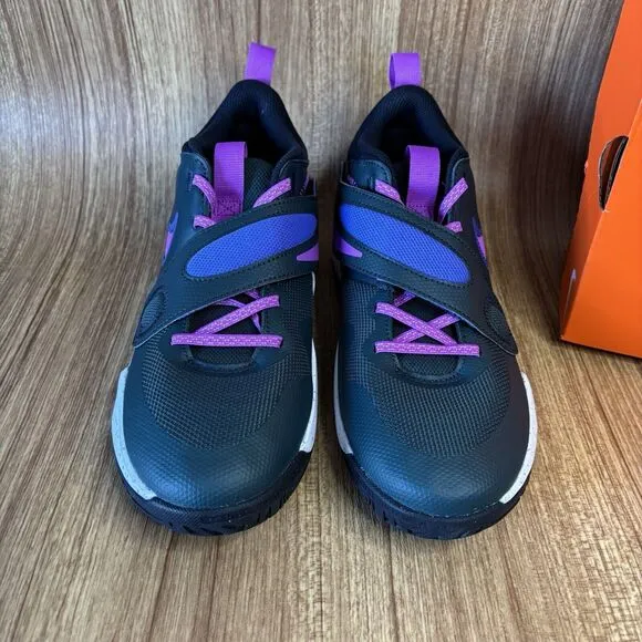 Nike Team Hustle D11 Basketball Shoes Sneakers Deep Jungle/Fuchsia Dream Sz 7 Y