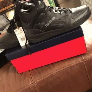 NWT REEBOK ROYAL BB4500 MENS BLACK BASKETBALL SHOES SIZE 11