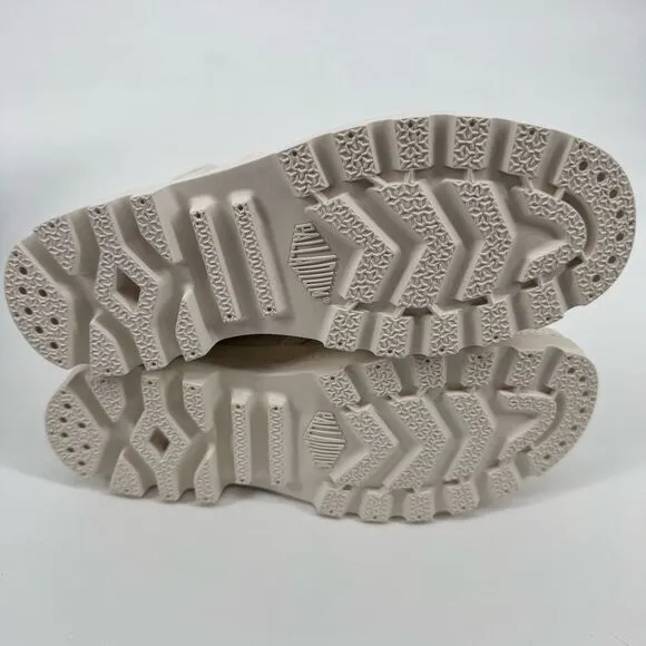 Palladium Boots Women's Pampa Hi Boot - Star White Size 6.5 New in Box
