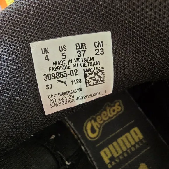 PUMA HOOPS x CHEETOS® Scoot Zero Boy's Basketball Shoes Size 4