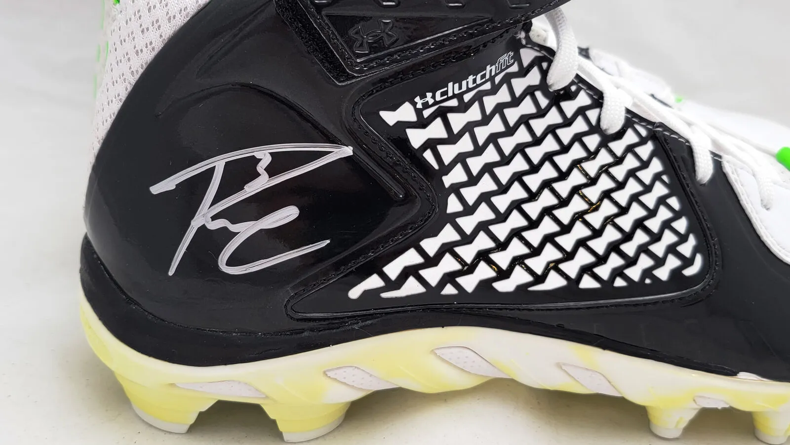 Russell Wilson Autographed Under Armor Cleats Seahawks Size 12.5 RW Holo 42126