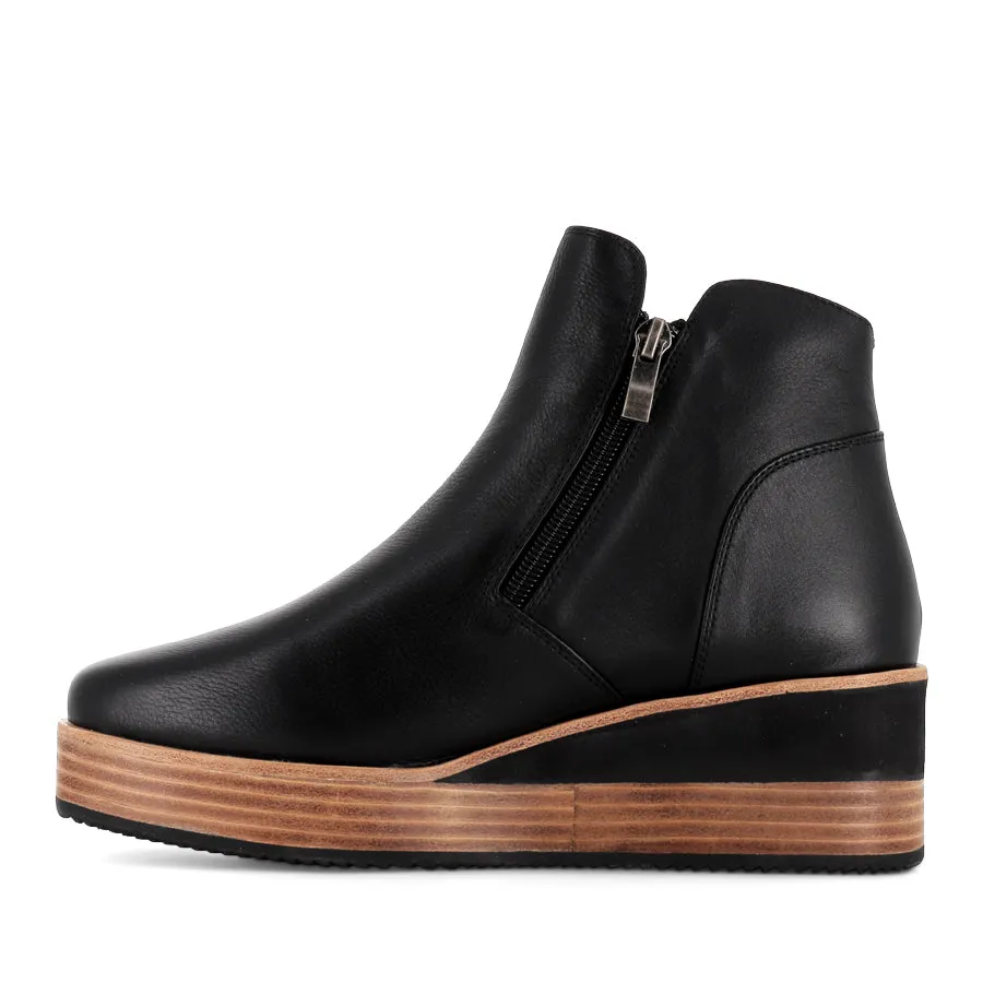 SATAY - BLACK LEATHER