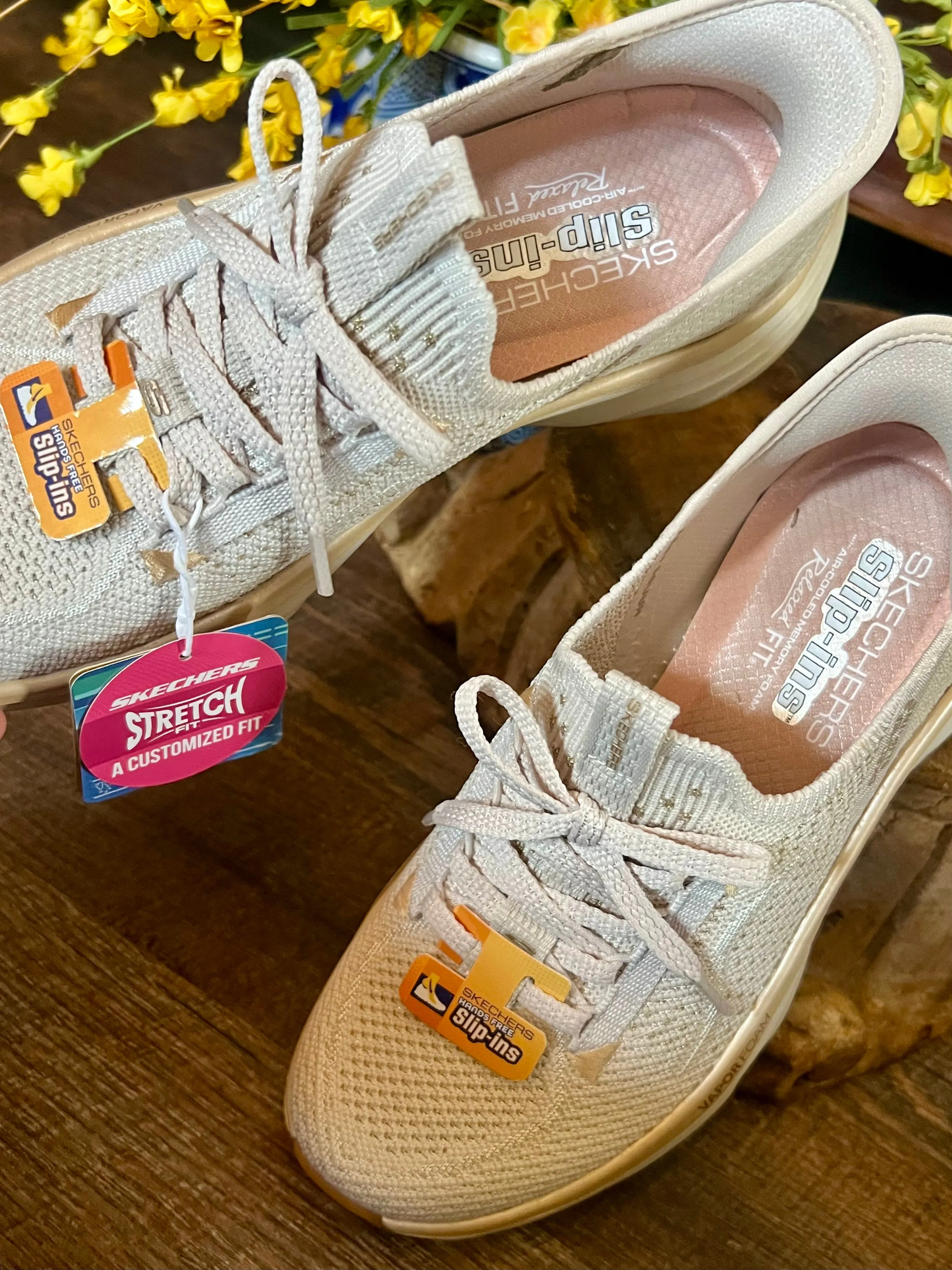 Skechers-D'Lux Vapor Evening Glow