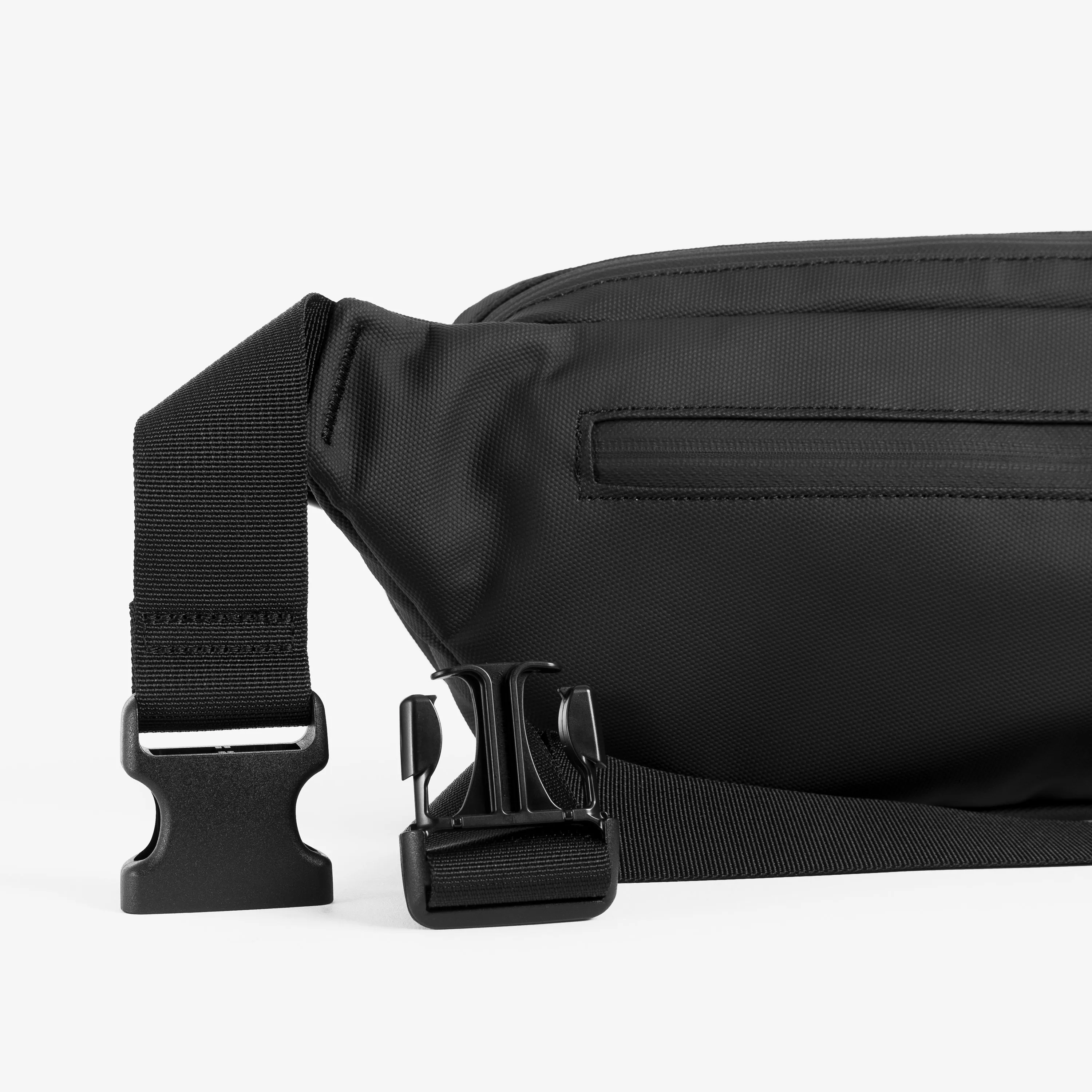 The Roll Top 20L   Crossbody