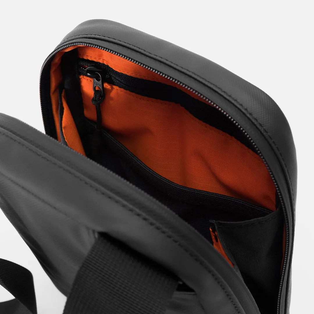 The Roll Top 20L   Shoulder Bag