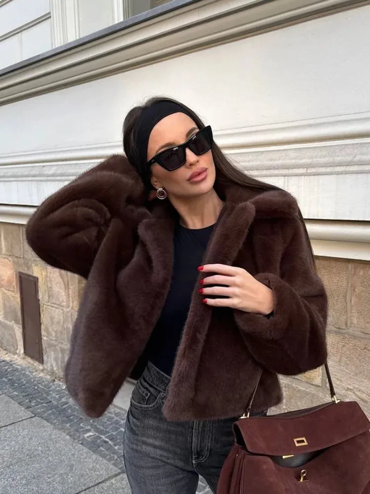 Vintage Brown Lapel Faux Fur Jacket – High Street Winter Elegance