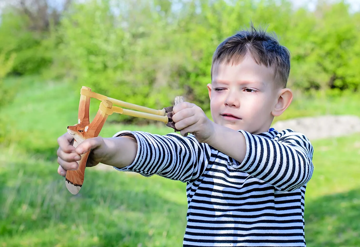 YHMY Children Animal Fox Slingshot Hand-Carved Wooden with Cotton Ammo for Catapult Game Outdoor Hunting Camping Shooting for Kids